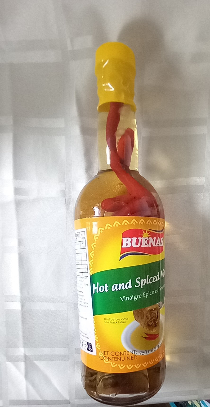 BUENAS HOT AND SPICED VINEGAR 750ml