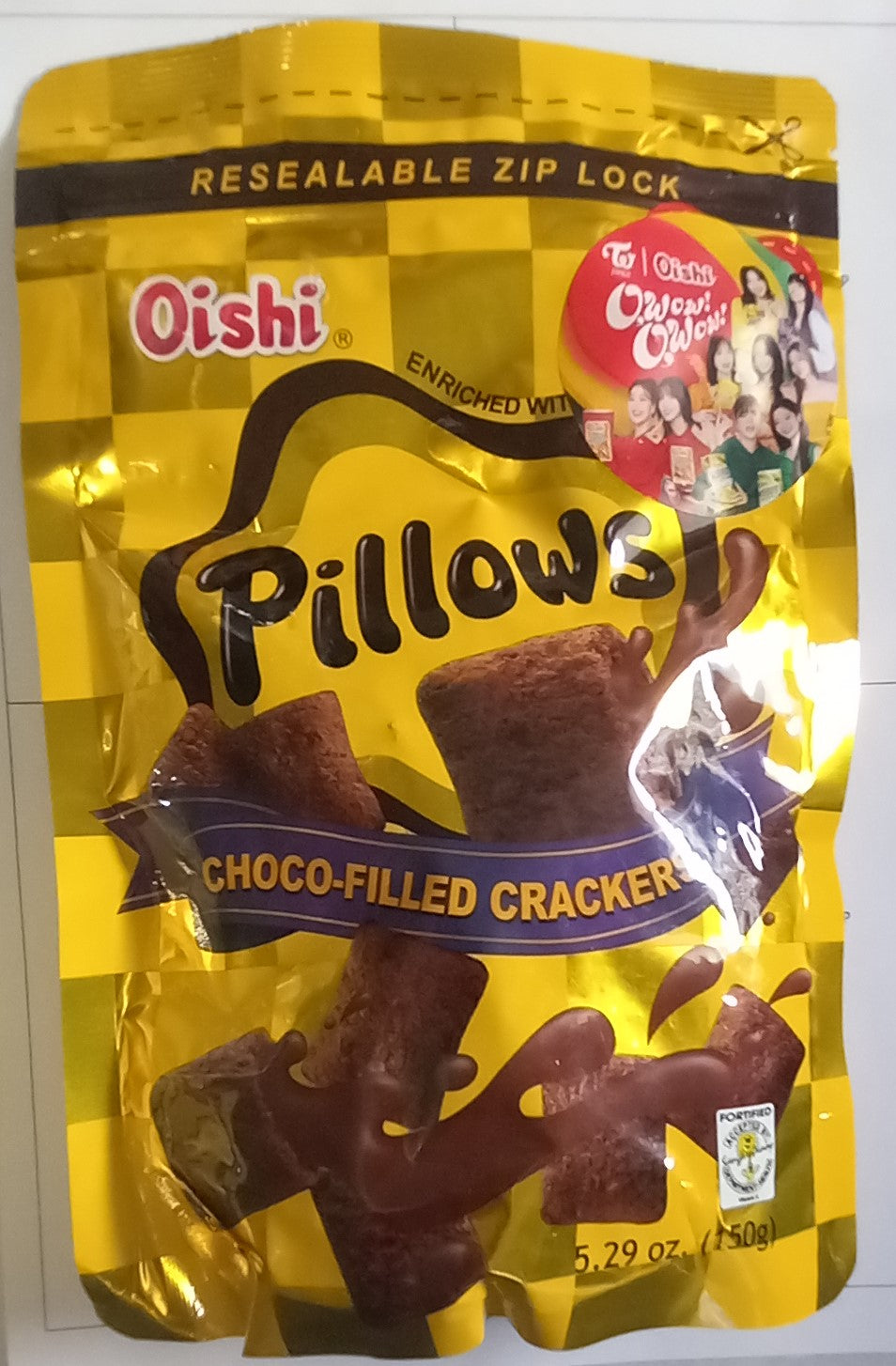 PILLOWS  CHOCO FILLED CRACKERS 150g